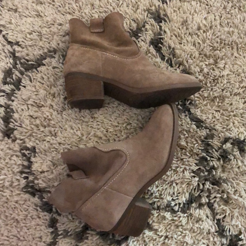 Light brown ankle booties